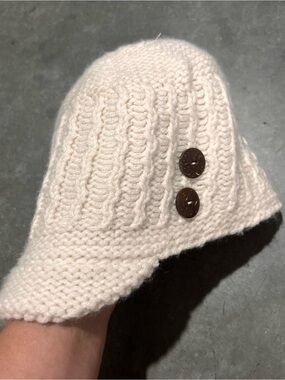 Eddie Bauer Cream Cable Knit Beanie with Brown Button Accents
